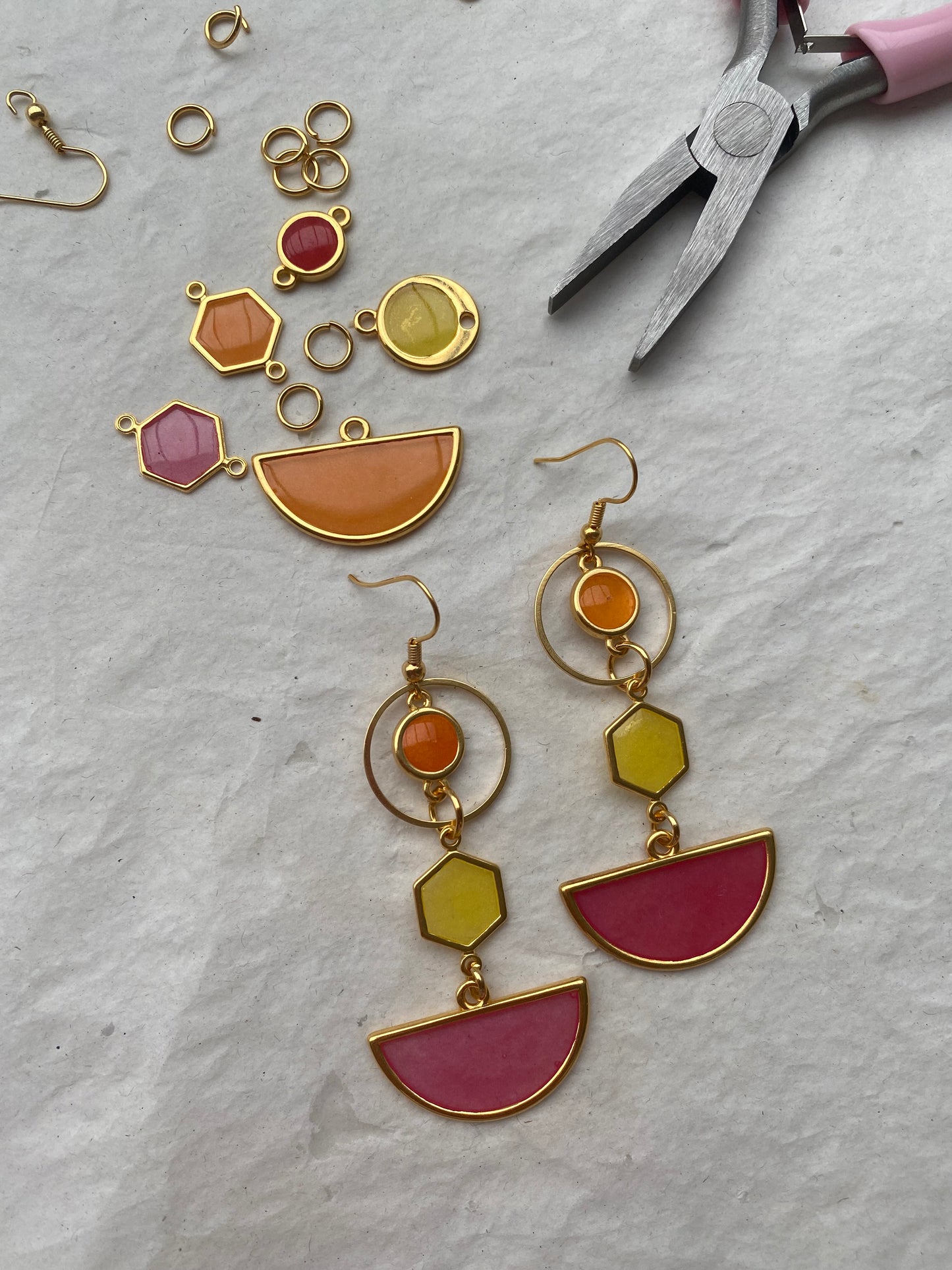 Kleurrijke unieke oorhangers, meerkleurig