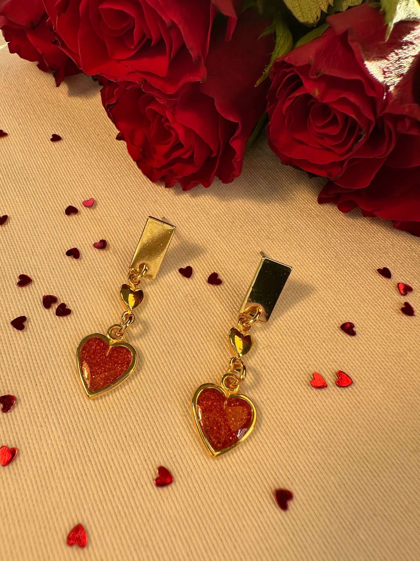 Romantische fijne oorbellen met dubbel hartje