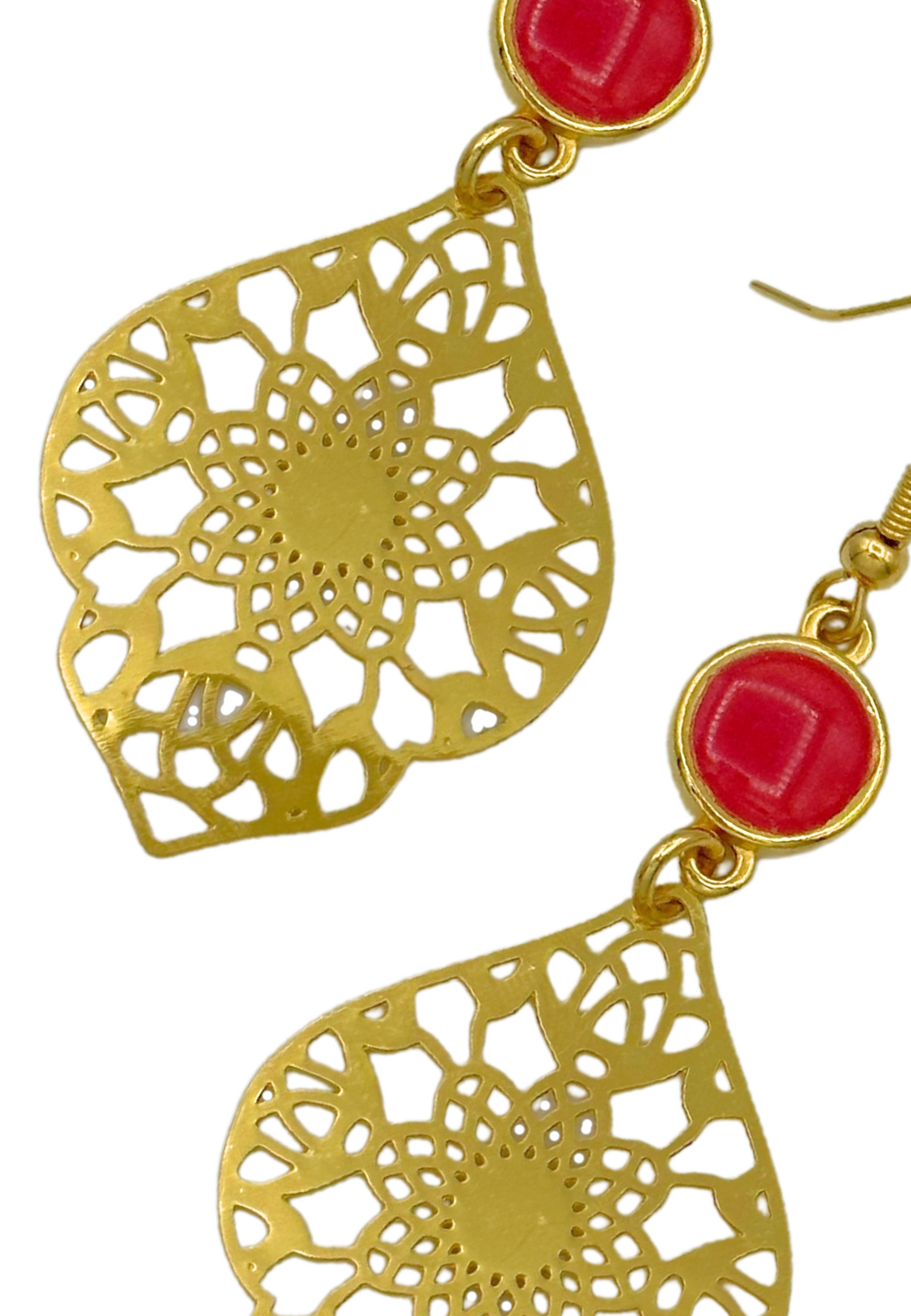 Druppelvormige Bohemian dames oorbellen roze