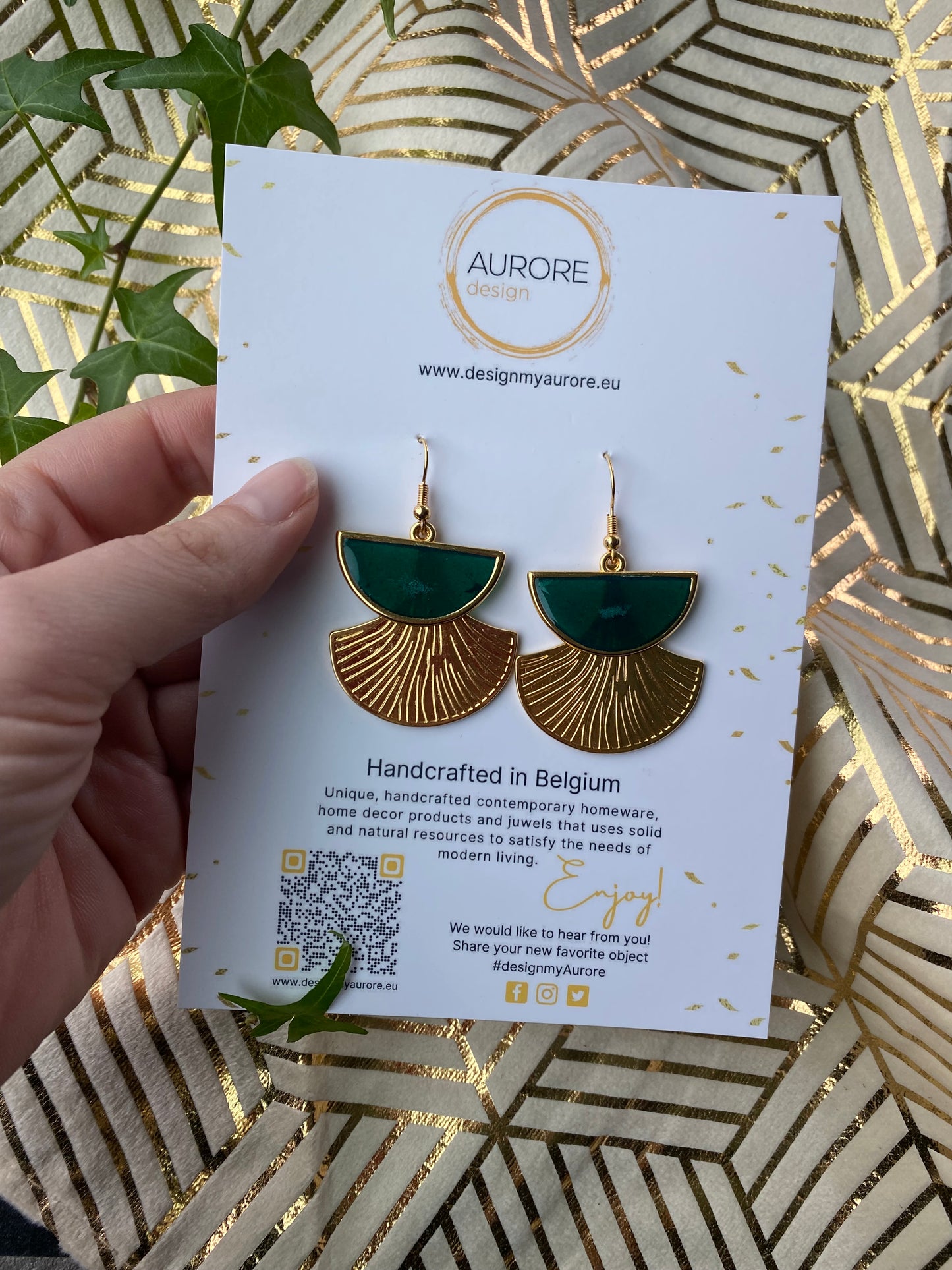 Boho statement oorbellen met geometrisch design, groen