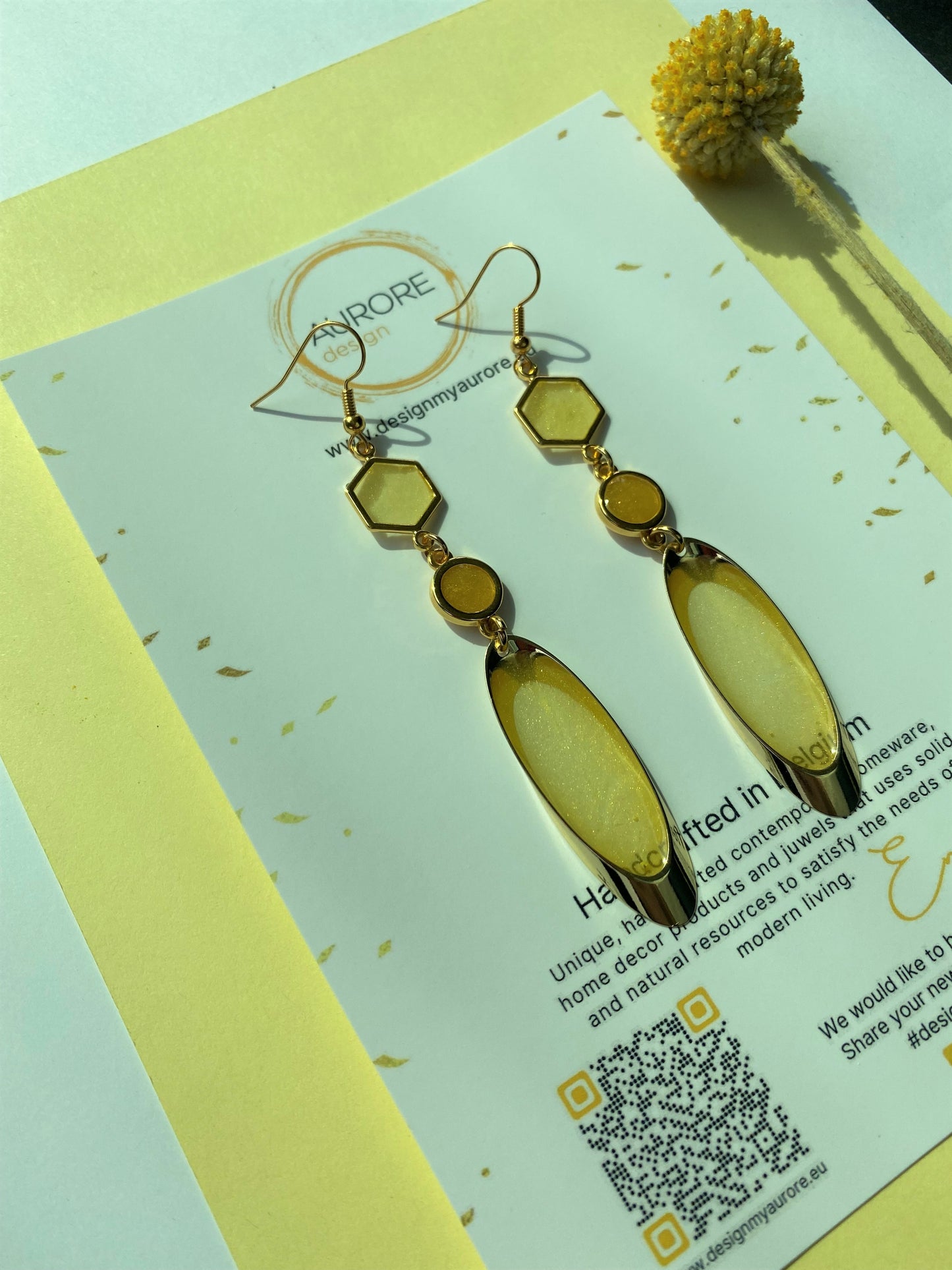 Lange meerkleurige oorhangers, geel