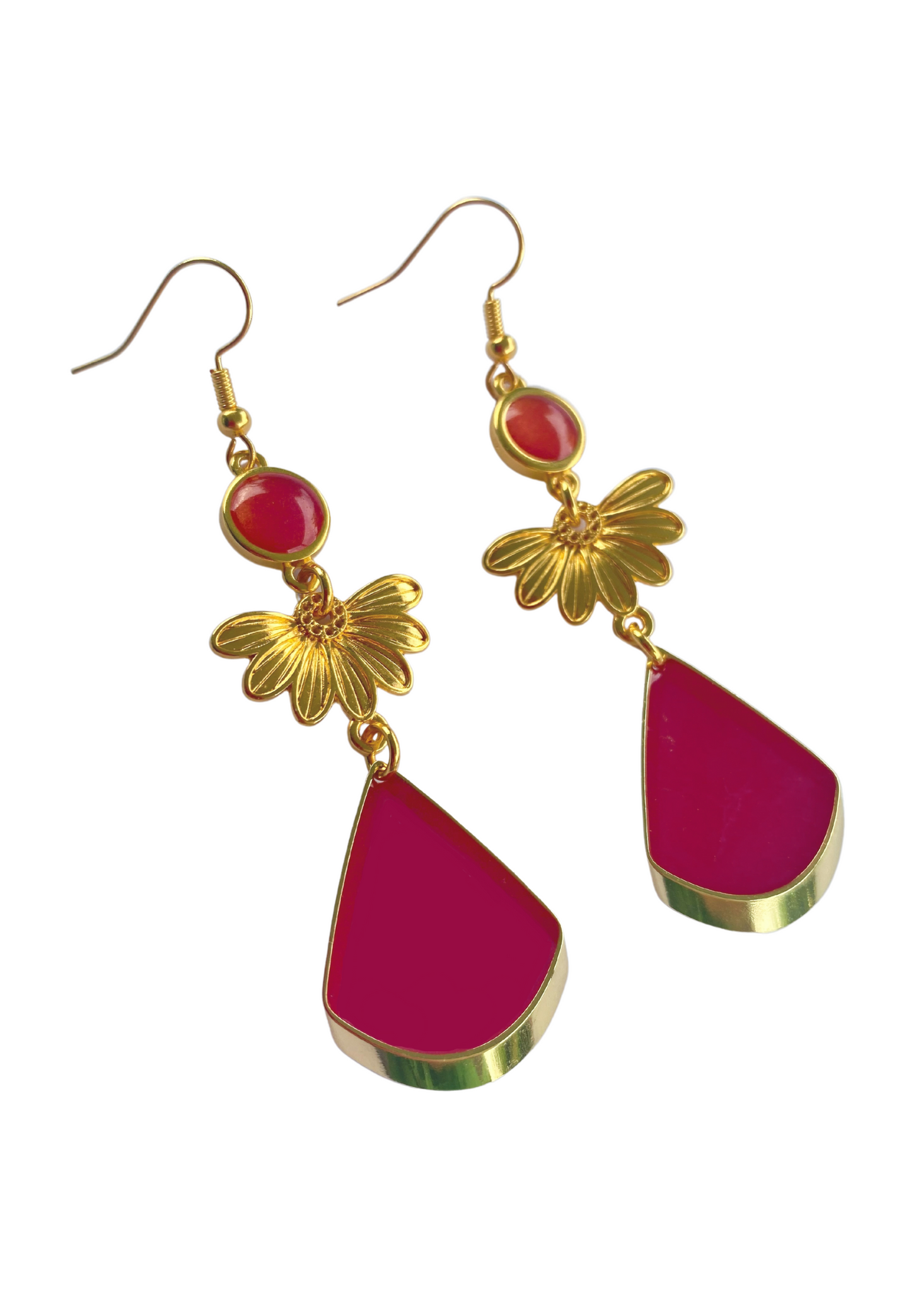 Druppelvormige oorbellen met gouden bloem